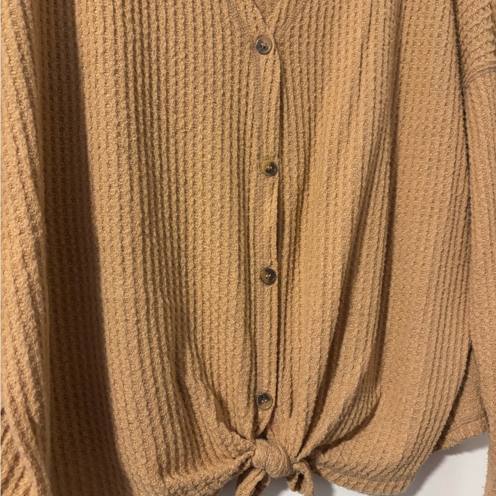 American Eagle Outfitters Camel Knit Sweater - Picture 3 of 3